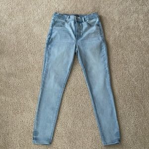 Express High Rise Skinny Jean size 6